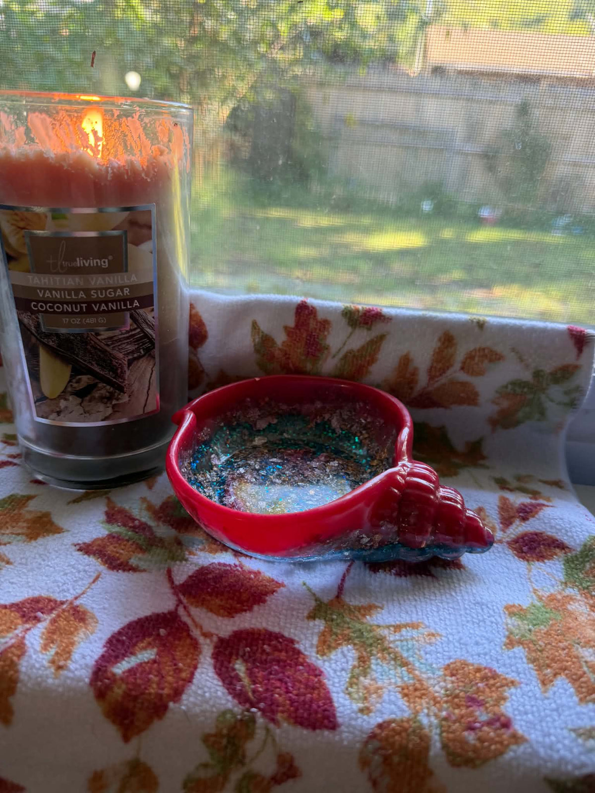 Holographic Conch Seashell Trinket Bowl
