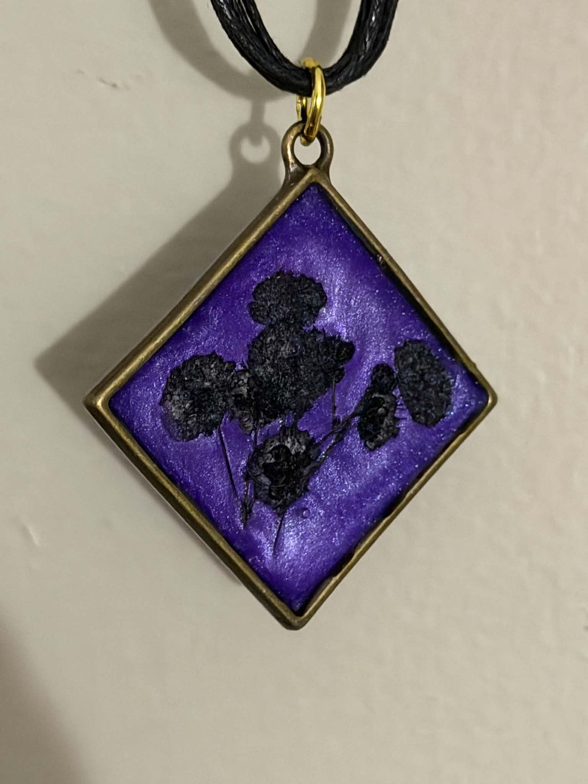 Black Gypsophila Diamond Resin Necklace