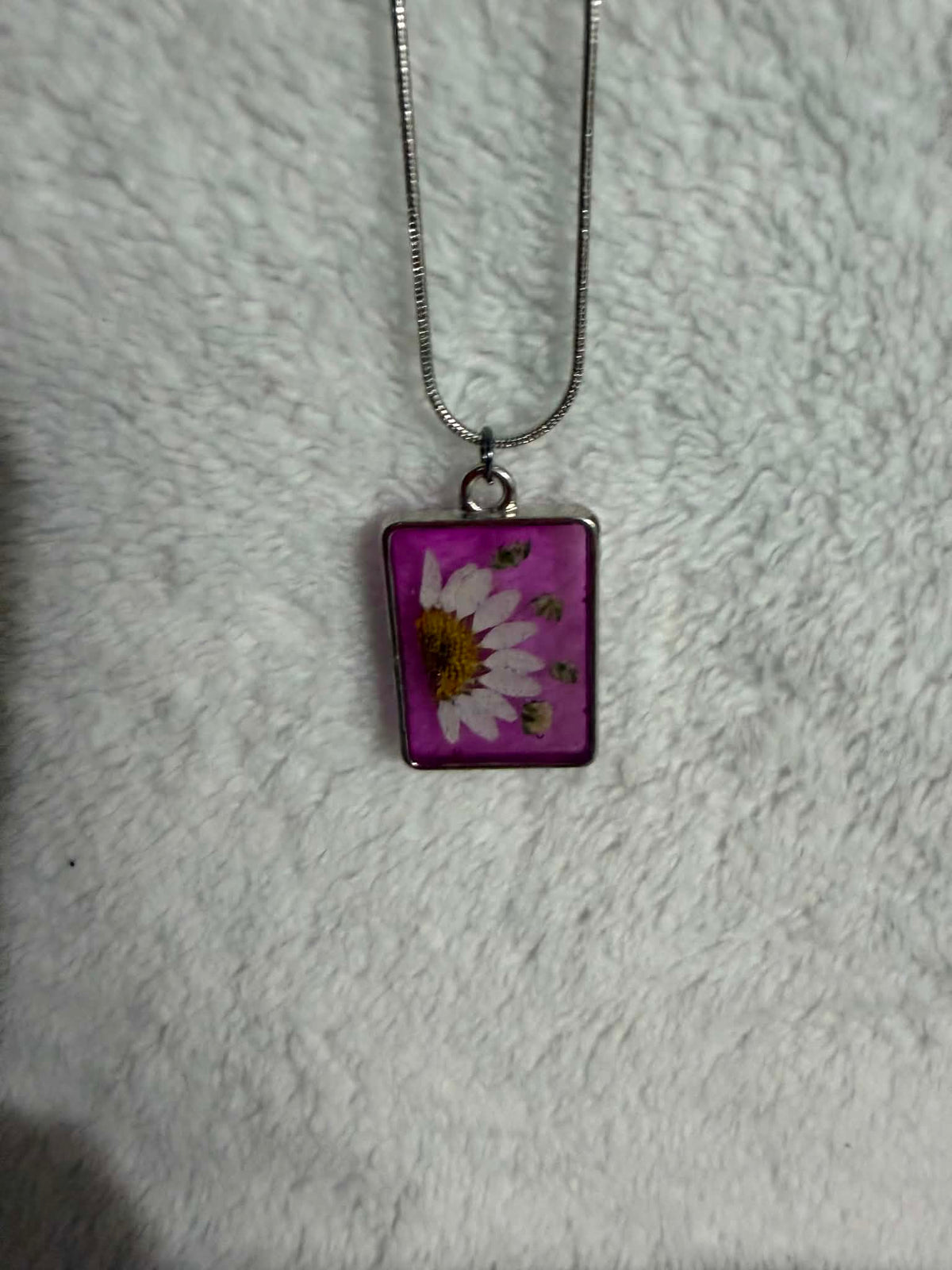 Daisy Botanical Resin Bezel Pendant Necklace