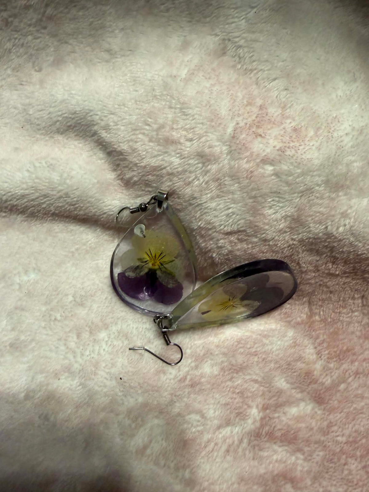 Pressed Viola Flower Teardrop Resin Dangle Earrings