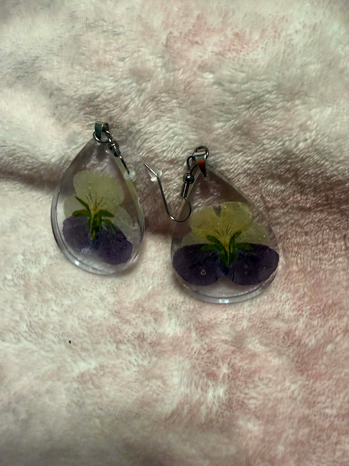 Pressed Viola Flower Teardrop Resin Dangle Earrings