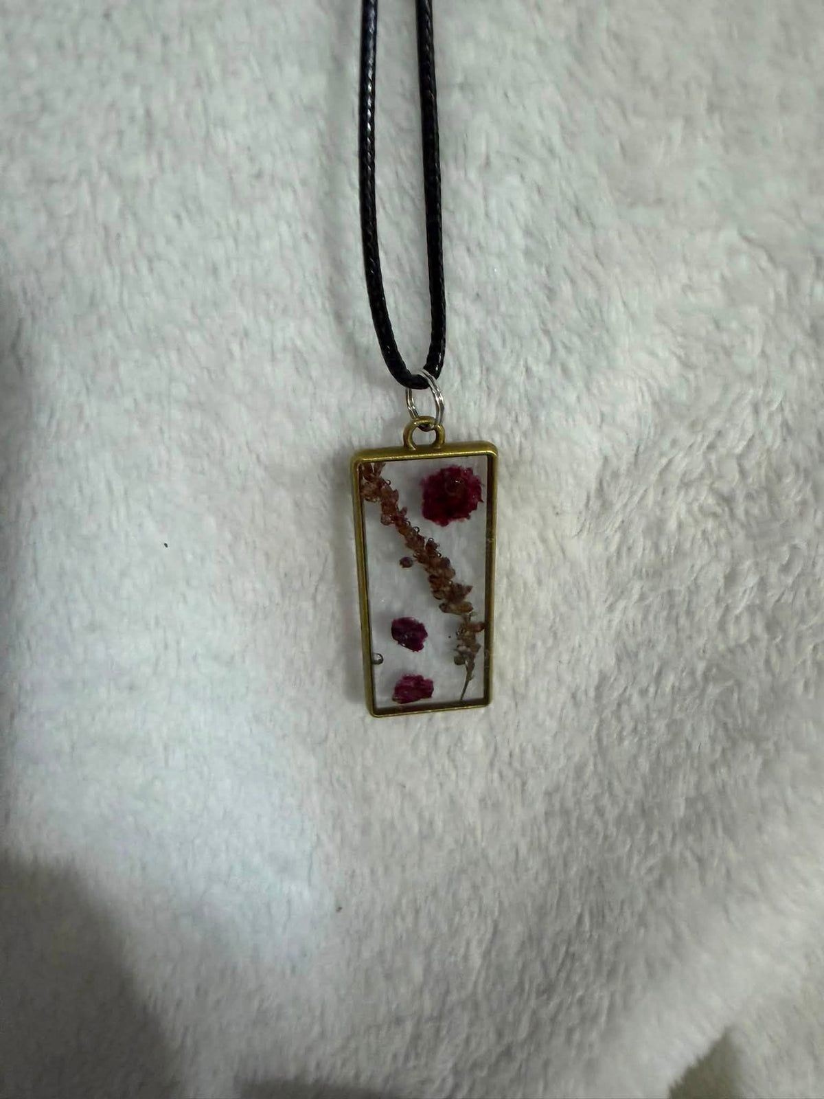 Gypsophila & Amaranth Pendant Necklace