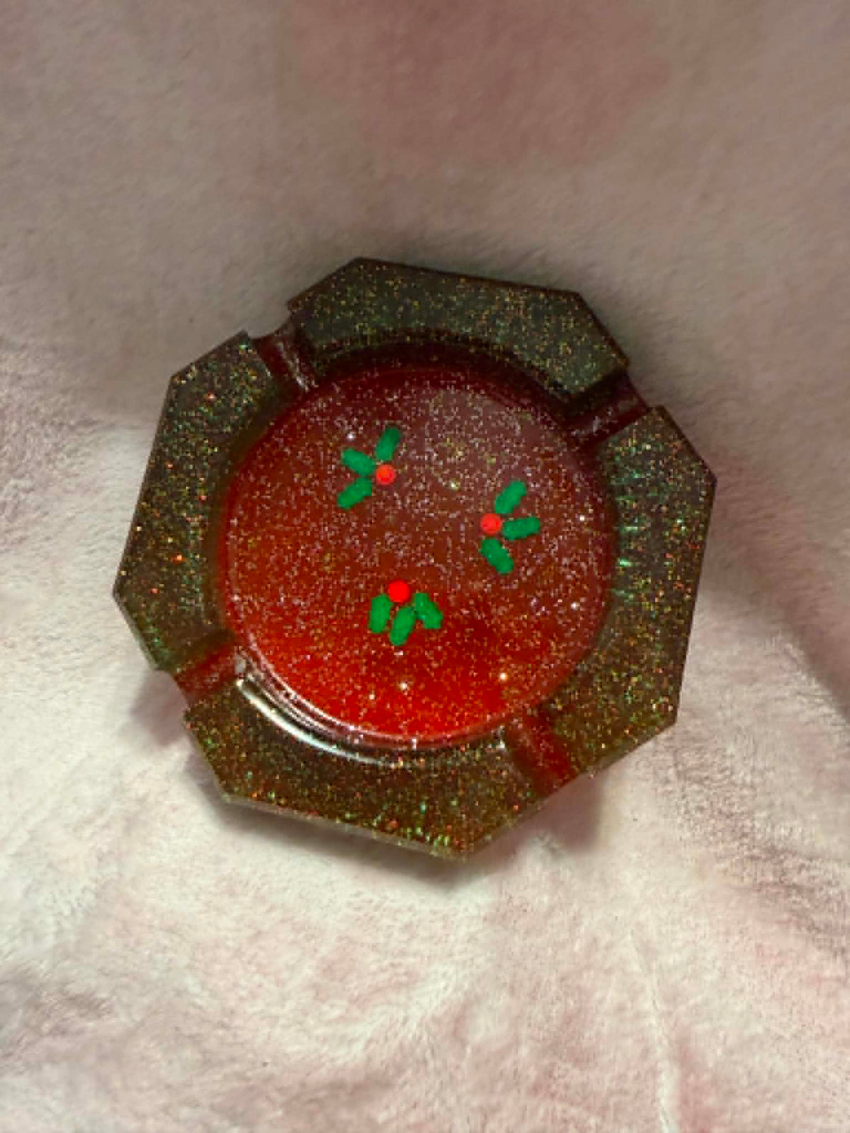 Red Glitter Mistletoe Octagonal Ashtray