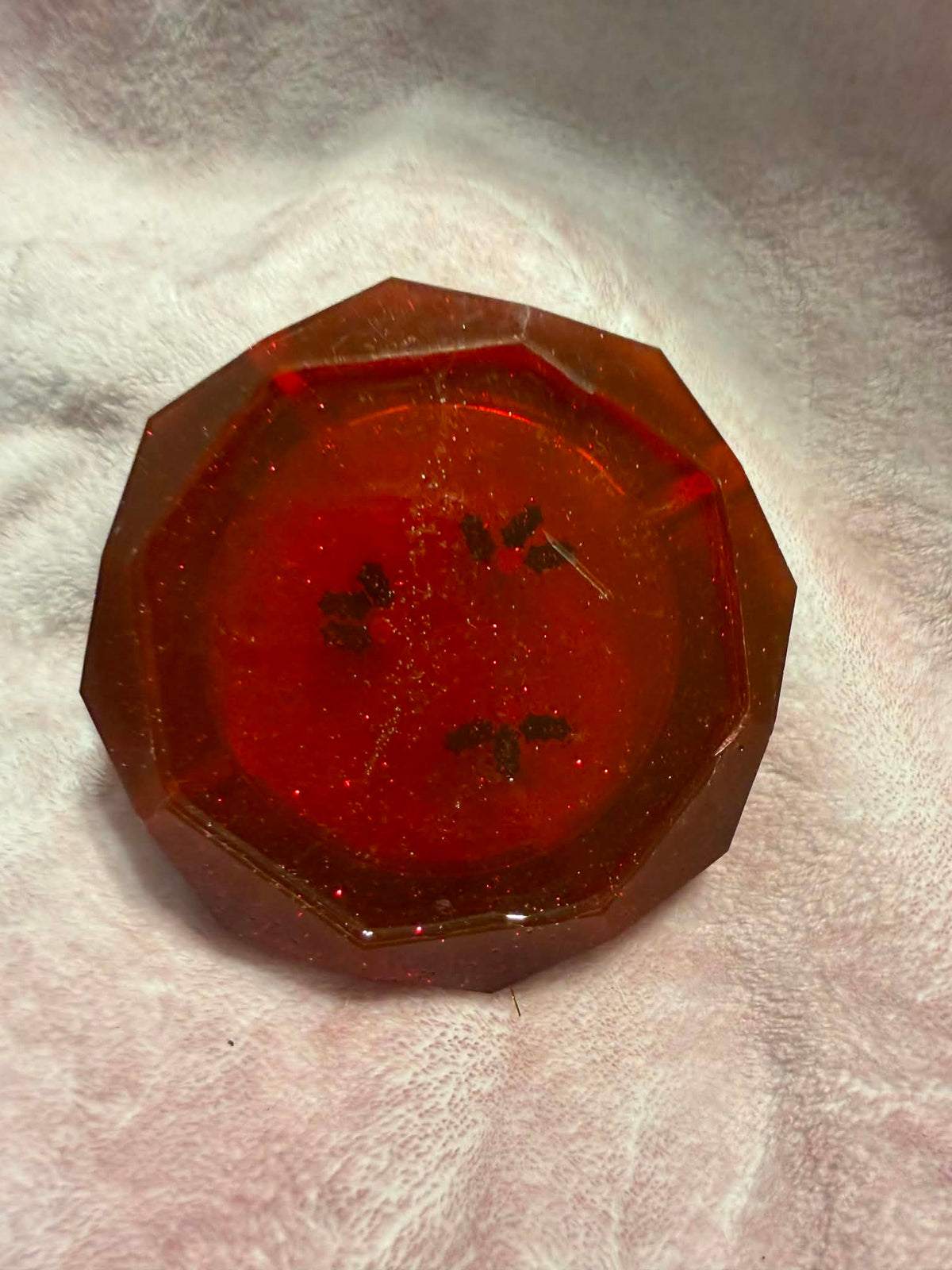 Red Glitter Mistletoe Octagonal Ashtray