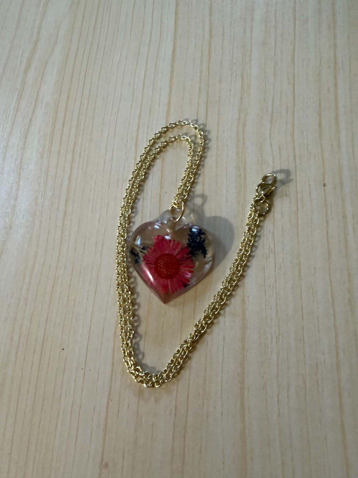 Pressed Red Daisy Botanical 3D Heart Resin Pendant Necklace