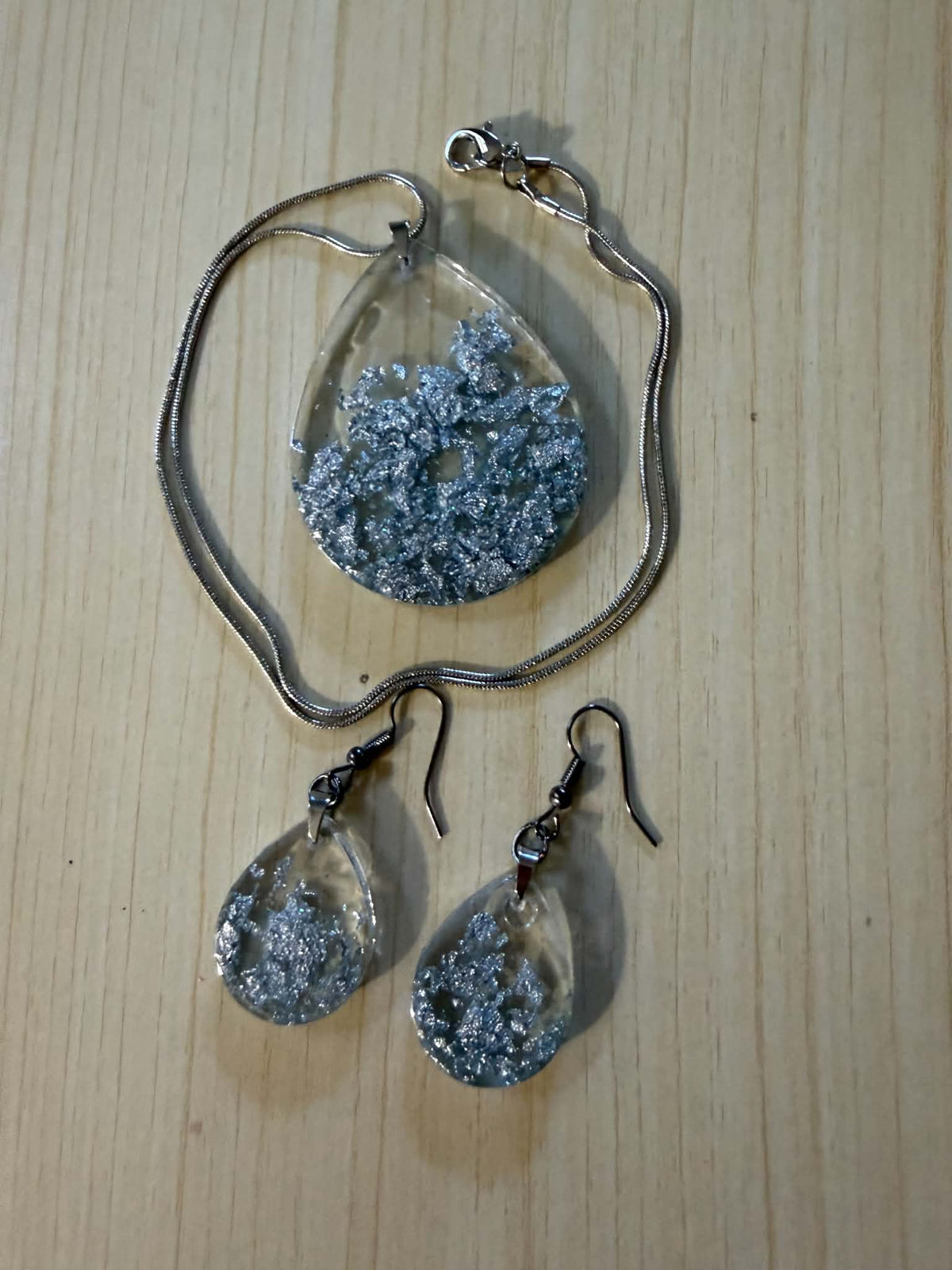 Silver Oval Earring & Necklace Set