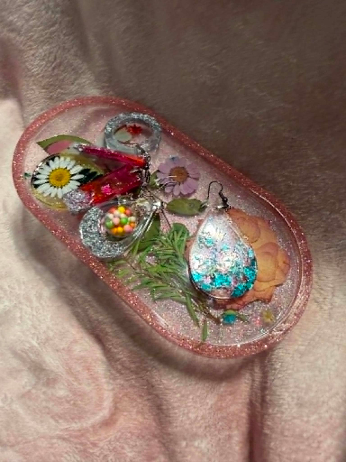 Small Oval Pink & White Butterfly & Dried Floral Trinket Tray